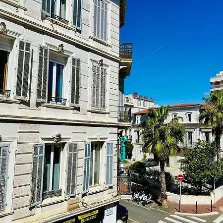Renovated Near The Croisette דירה *